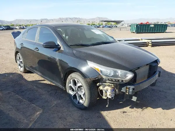 3KPF24AD6KE074269 2019 KIA FORTE - Image 1
