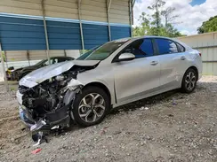 3KPF24AD6KE077320 2019 KIA FORTE