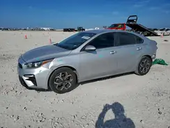 3KPF24AD6KE077575 2019 KIA FORTE