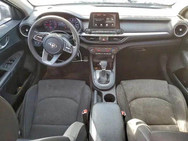 3KPF24AD6KE077575 2019 KIA FORTE - Image 8
