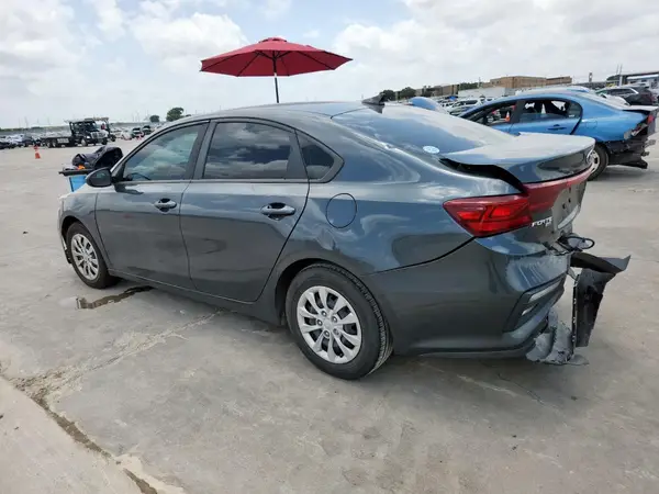 3KPF24AD6KE081299 2019 KIA FORTE - Image 2