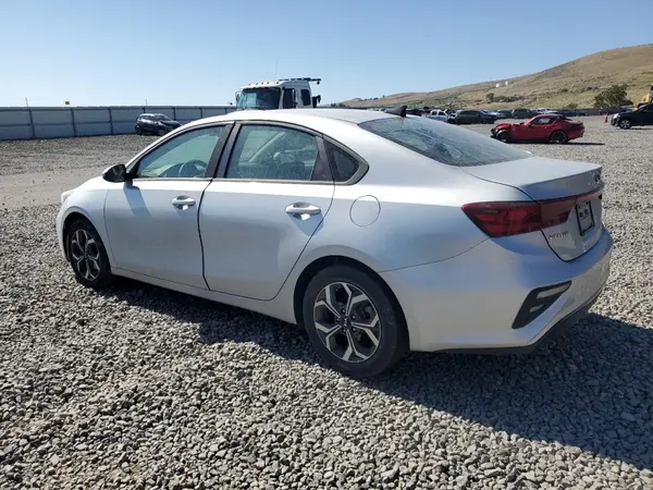 3KPF24AD6KE084459 2019 KIA FORTE - Image 2