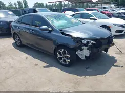 3KPF24AD6KE085188 2019 KIA FORTE