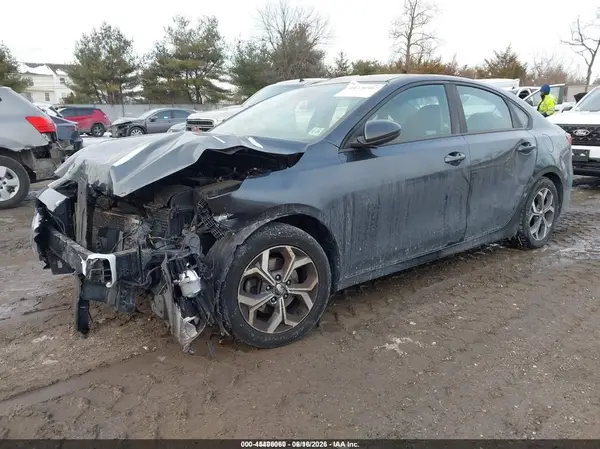 3KPF24AD6KE086230 2019 KIA FORTE - Image 2
