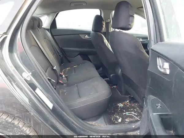 3KPF24AD6KE086230 2019 KIA FORTE - Image 8