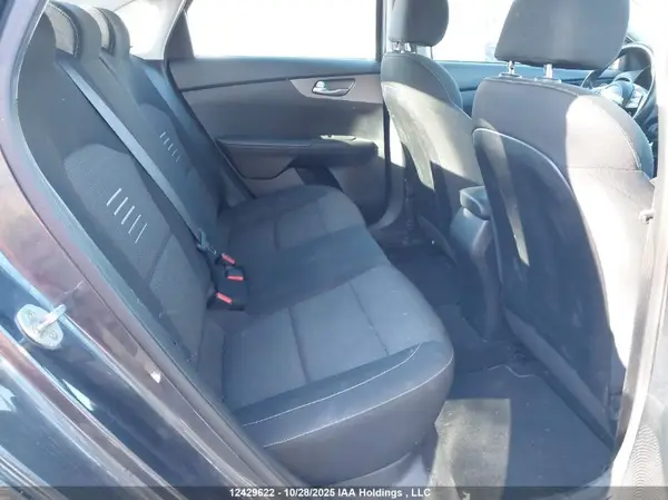 3KPF24AD6KE092058 2019 KIA FORTE - Image 8