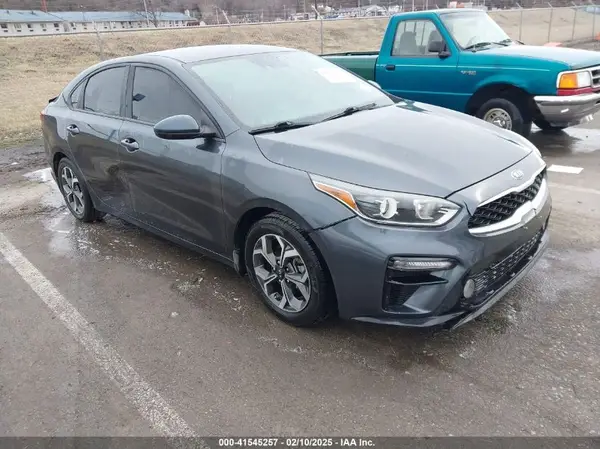 3KPF24AD6KE092495 2019 KIA FORTE - Image 1