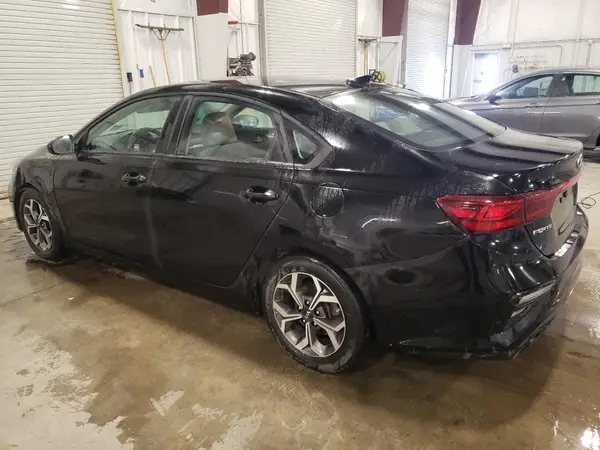 3KPF24AD6KE094425 2019 KIA FORTE - Image 2