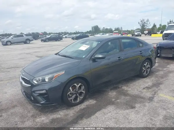 3KPF24AD6KE095249 2019 KIA FORTE - Image 2