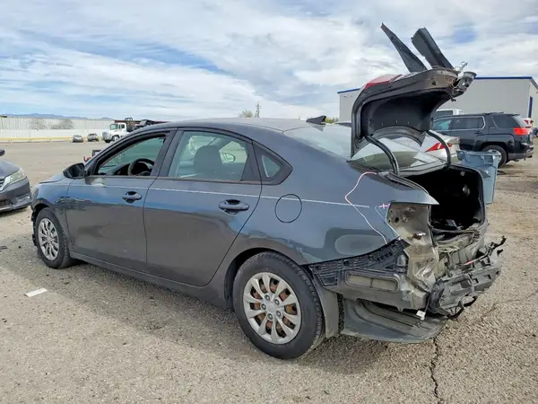 3KPF24AD6KE095459 2019 KIA FORTE - Image 2