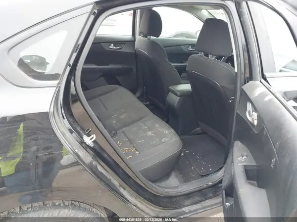3KPF24AD6KE095641 2019 KIA FORTE - Image 8