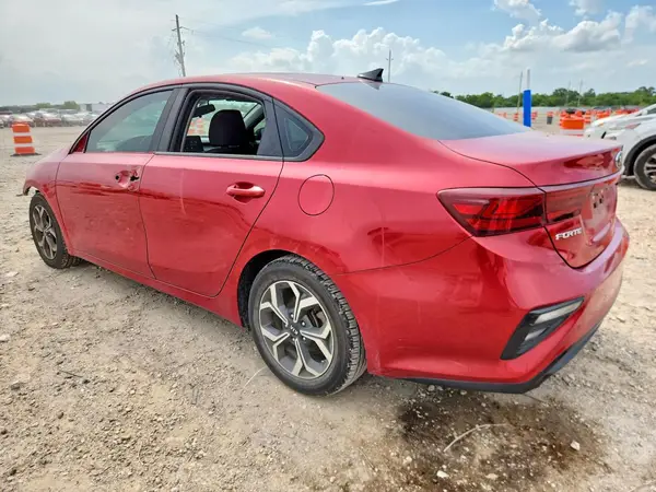 3KPF24AD6KE096286 2019 KIA FORTE - Image 2