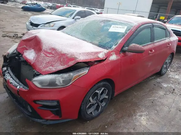 3KPF24AD6KE096594 2019 KIA FORTE - Image 2