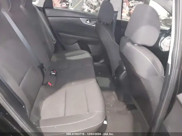 3KPF24AD6KE098636 2019 KIA FORTE - Image 8