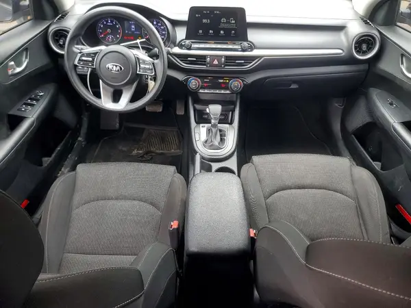 3KPF24AD6KE098815 2019 KIA FORTE - Image 8