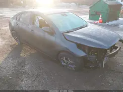 3KPF24AD6KE103141 2019 KIA FORTE
