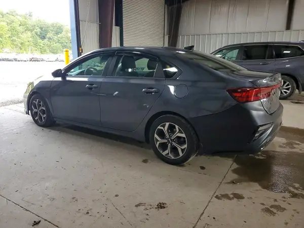 3KPF24AD6KE103253 2019 KIA FORTE - Image 2