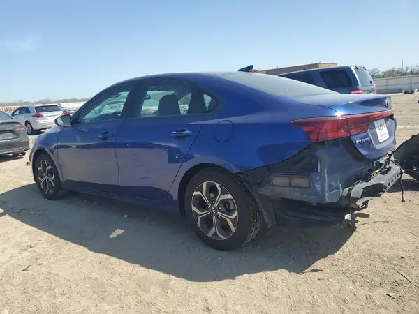 3KPF24AD6KE103933 2019 KIA FORTE - Image 2