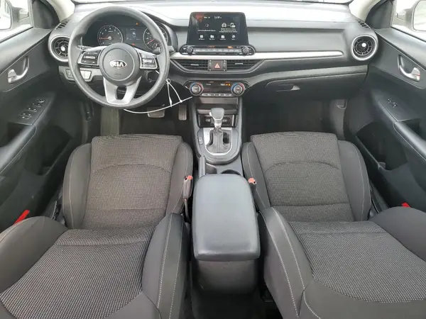 3KPF24AD6KE108243 2019 KIA FORTE - Image 8