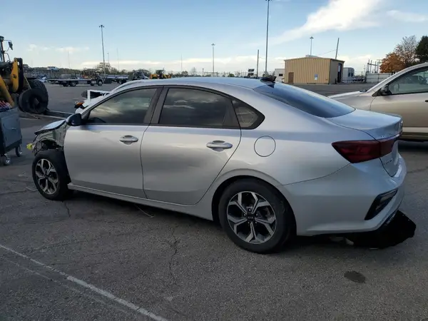3KPF24AD6KE108307 2019 KIA FORTE - Image 2