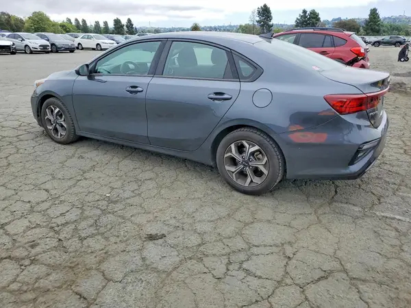 3KPF24AD6KE108968 2019 KIA FORTE - Image 2