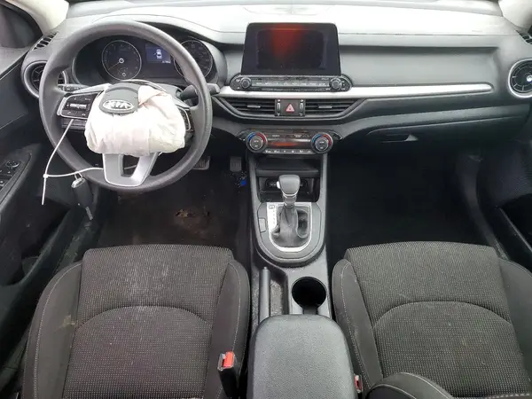 3KPF24AD6KE109733 2019 KIA FORTE - Image 8