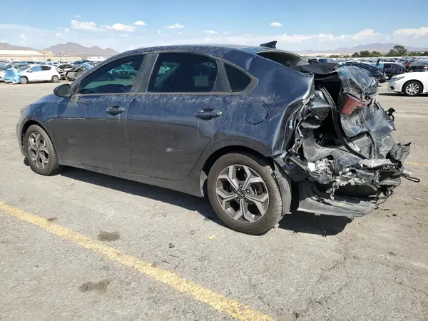 3KPF24AD6KE109862 2019 KIA FORTE - Image 2
