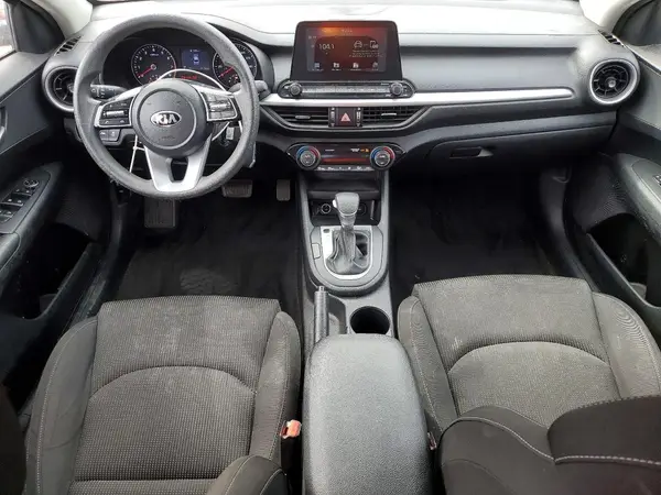 3KPF24AD6KE113104 2019 KIA FORTE - Image 8