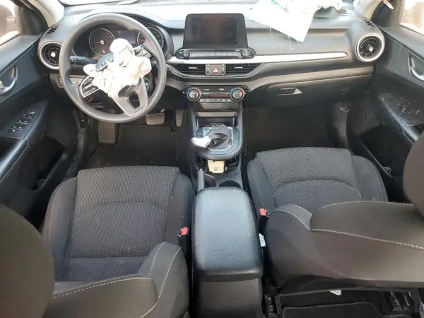 3KPF24AD6KE113331 2019 KIA FORTE - Image 8