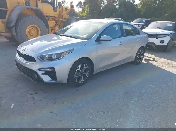 3KPF24AD6KE114043 2019 KIA FORTE - Image 2