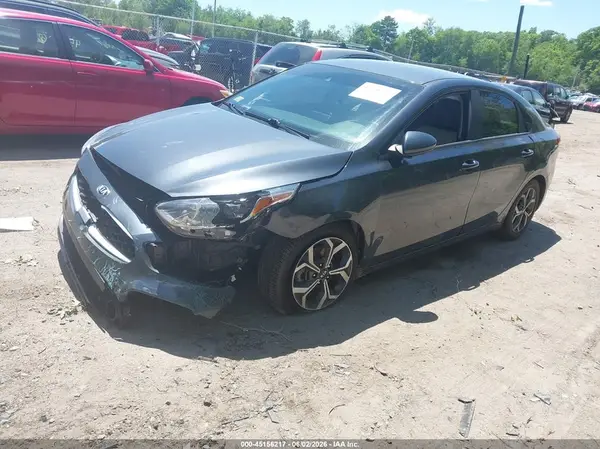 3KPF24AD6KE115239 2019 KIA FORTE - Image 2