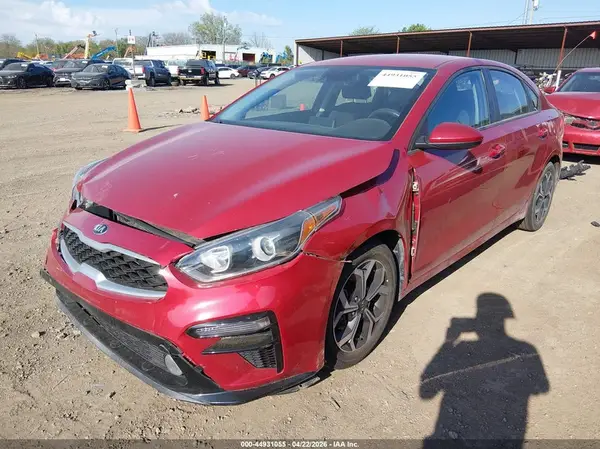 3KPF24AD6KE116682 2019 KIA FORTE - Image 2