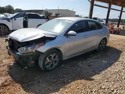 3KPF24AD6KE118576 2019 KIA FORTE