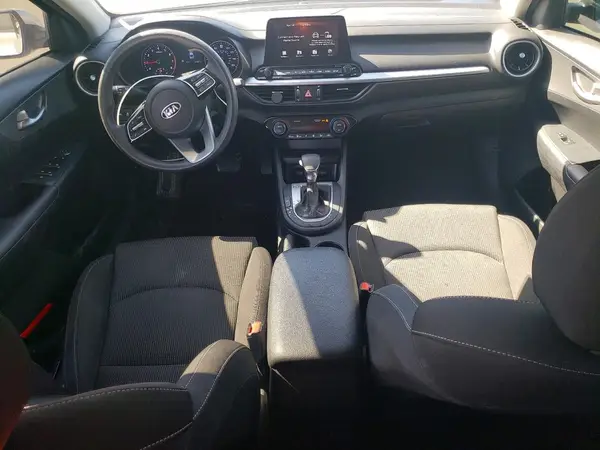 3KPF24AD6KE120425 2019 KIA FORTE - Image 8
