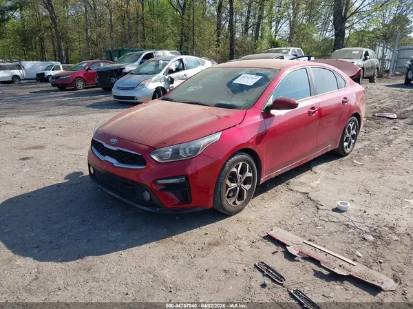 3KPF24AD6KE121073 2019 KIA FORTE - Image 2