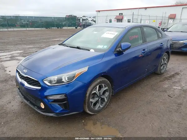 3KPF24AD6KE123521 2019 KIA FORTE - Image 2