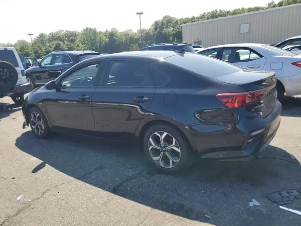 3KPF24AD6KE131439 2019 KIA FORTE - Image 2