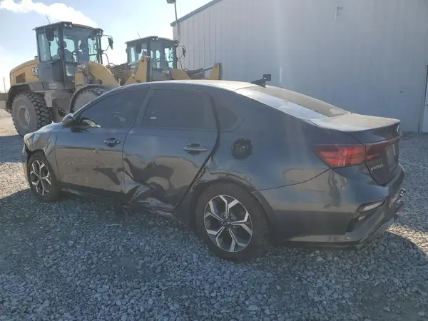 3KPF24AD6KE131781 2019 KIA FORTE - Image 2