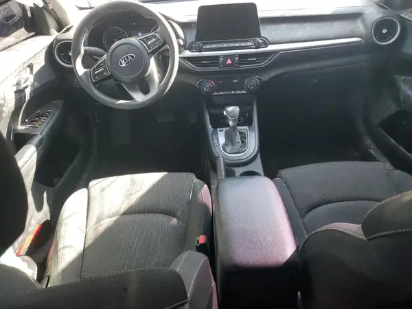 3KPF24AD6KE131781 2019 KIA FORTE - Image 8