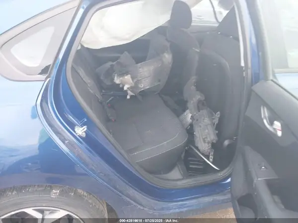 3KPF24AD6KE132851 2019 KIA FORTE - Image 8