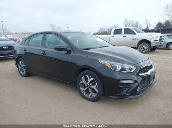 3KPF24AD6KE133563 2019 KIA FORTE - Image 1