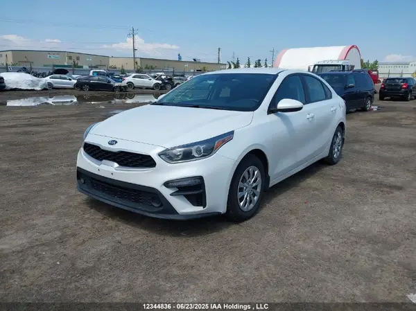 3KPF24AD6KE133904 2019 KIA FORTE - Image 2