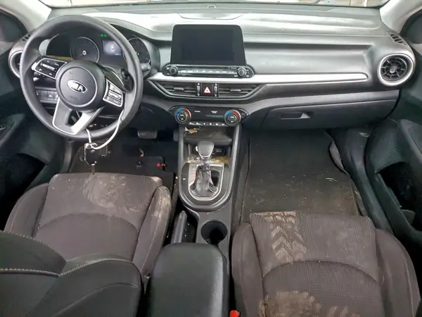 3KPF24AD6KE134003 2019 KIA FORTE - Image 8
