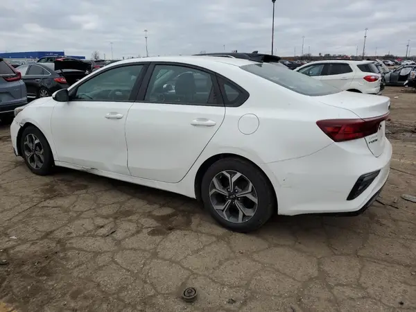 3KPF24AD6KE134793 2019 KIA FORTE - Image 2