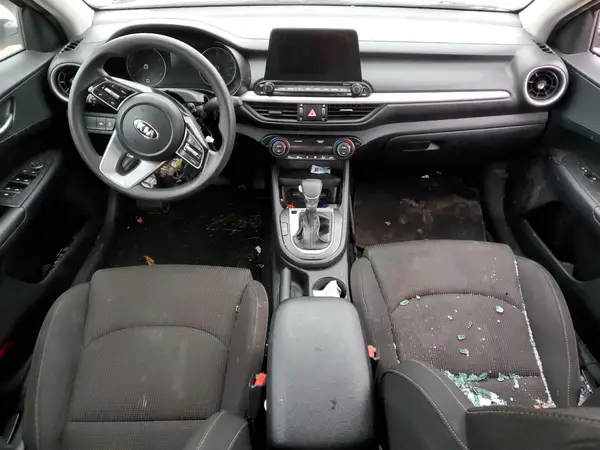 3KPF24AD6KE134793 2019 KIA FORTE - Image 8