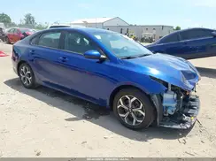 3KPF24AD6KE137497 2019 KIA FORTE