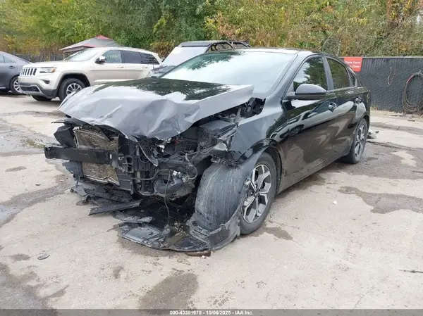 3KPF24AD6LE140076 2020 KIA FORTE - Image 2