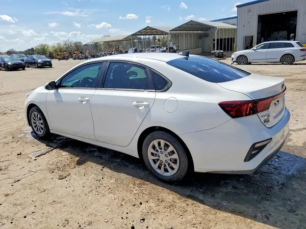 3KPF24AD6LE141812 2020 KIA FORTE - Image 2