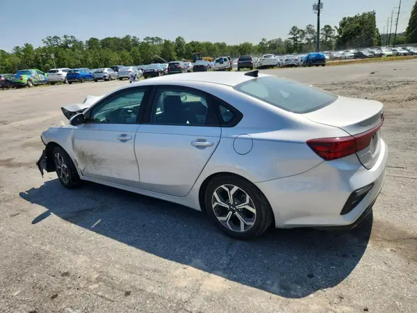 3KPF24AD6LE156312 2020 KIA FORTE - Image 2