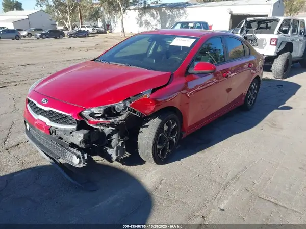 3KPF24AD6LE156696 2020 KIA FORTE - Image 2